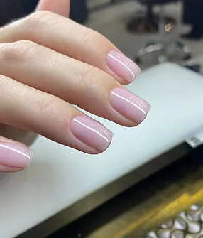 Елегантний рожевий манікюр — nail-сервіс Good Life