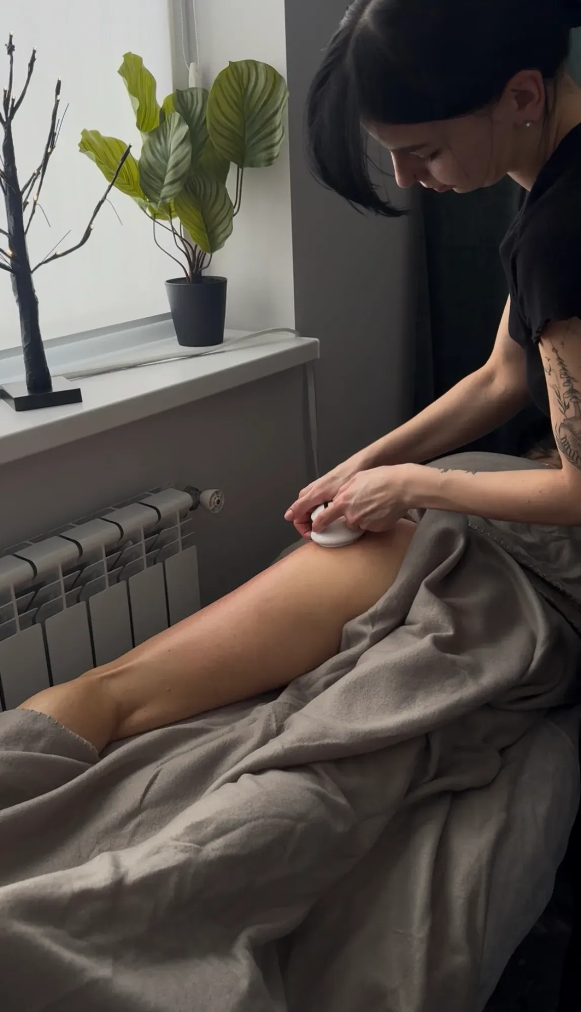 Косметологічна процедура у Miss Daisy