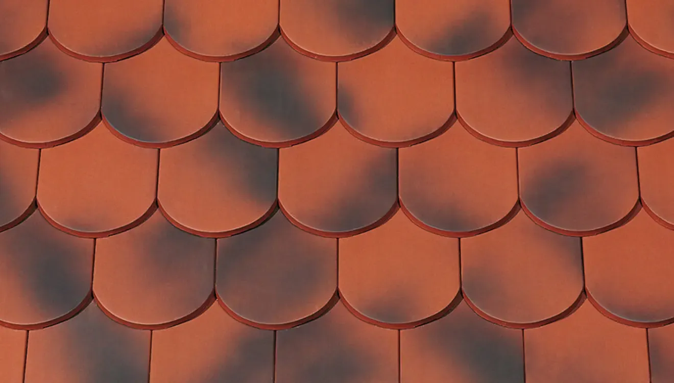 Текстура керамічної черепиці теракотового кольору — близький план