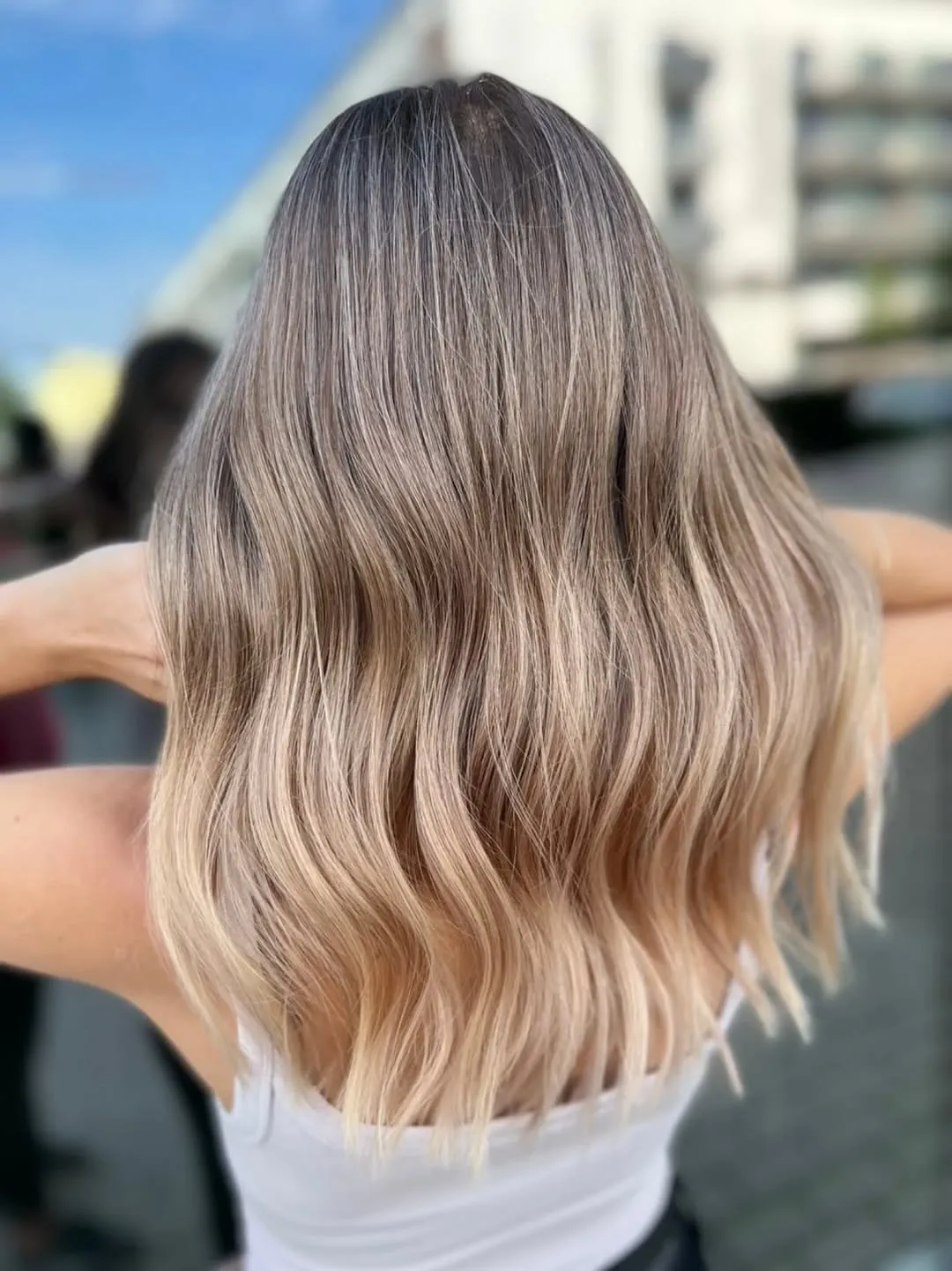 Балаяж — фарбування волосся у салоні MERI BEAUTY Вінниця